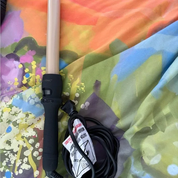 Black and Silver Hair Tool